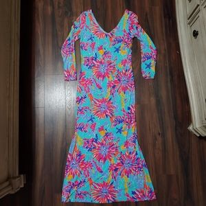 V-Neck Maxi Dress size Large